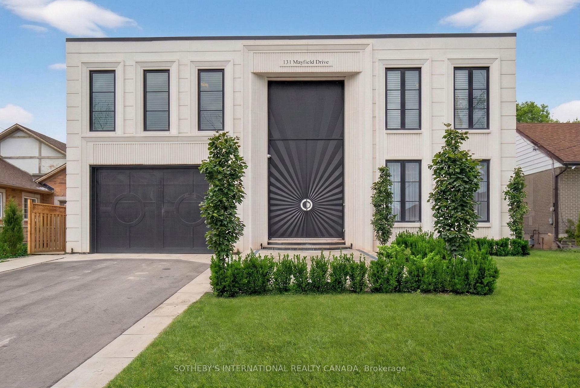 131 Mayfield Drive, Oakville, ON L6H 1K6