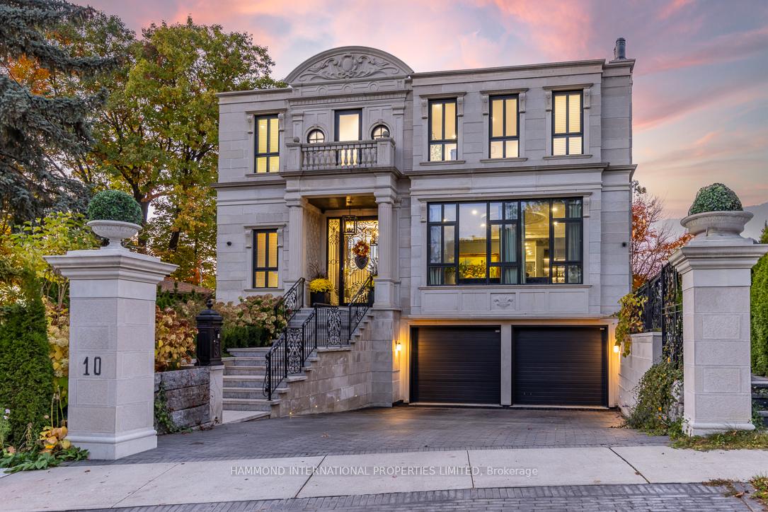 10 Hillavon Drive, Toronto, ON M9B 2P5