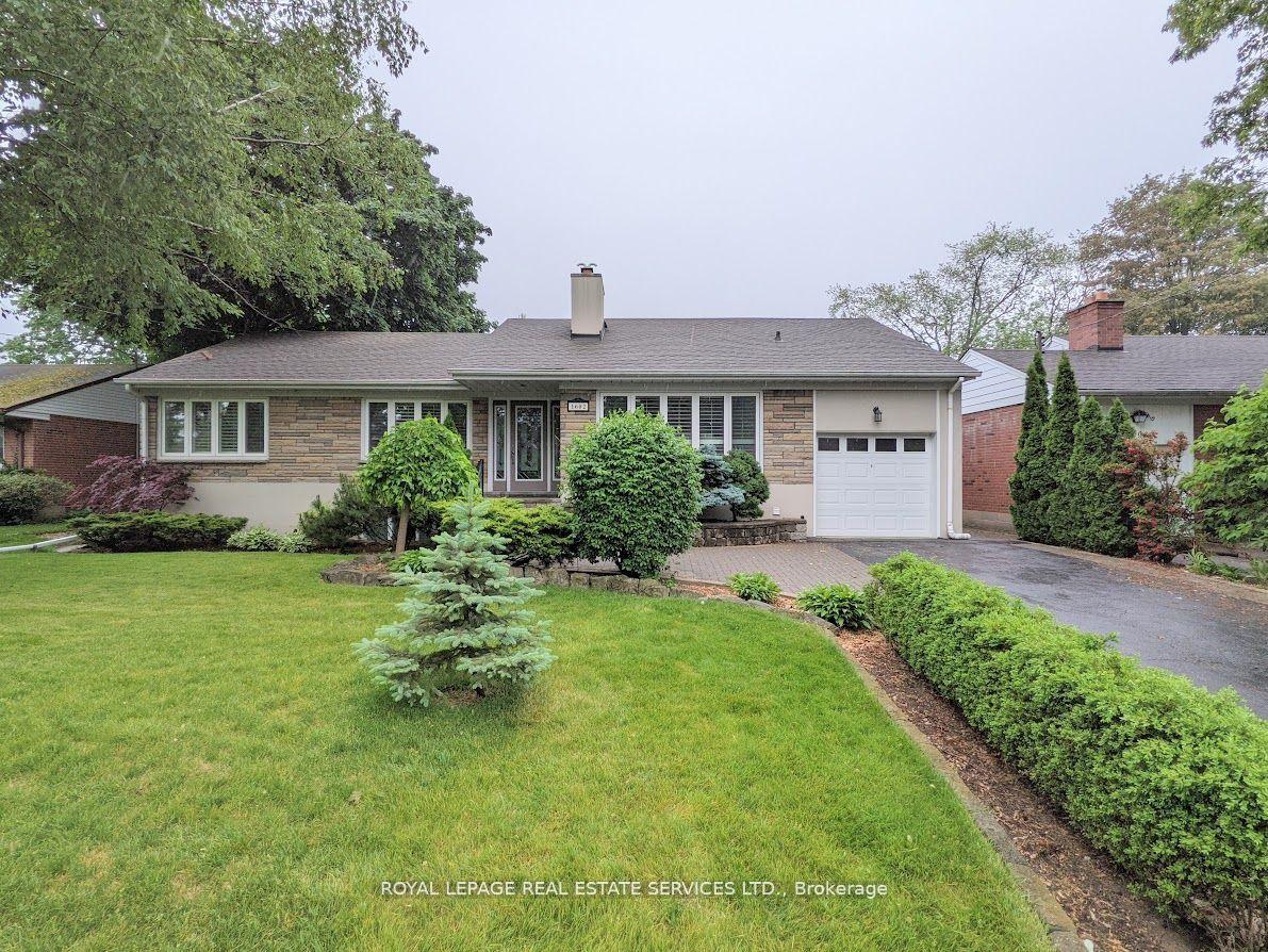 1602 Lincolnshire Boulevard, Mississauga, ON L5E 2S7