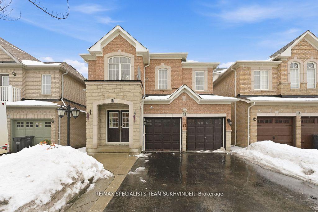 13 El Camino Way, Brampton, ON L7A 3C4