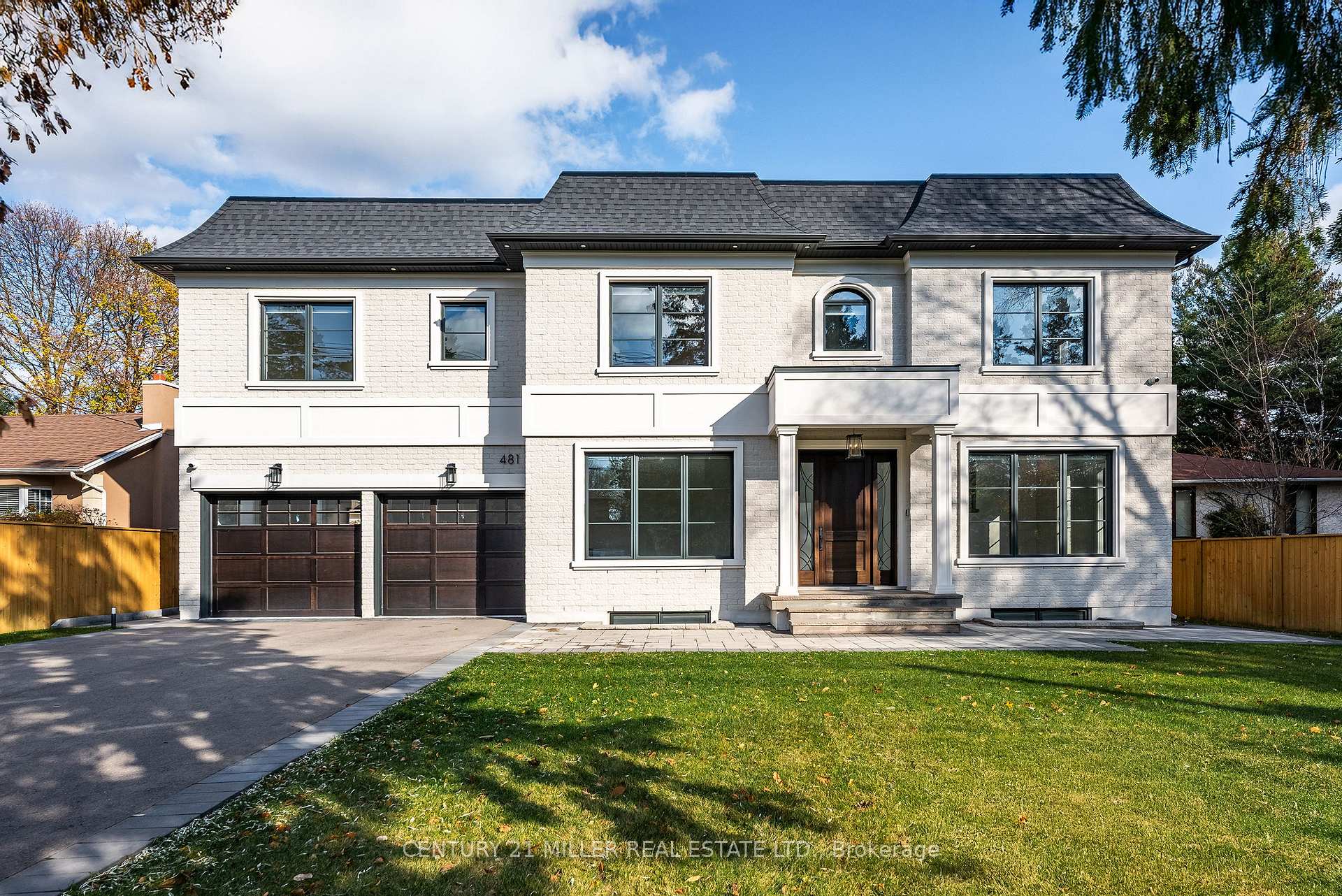 481 Chartwell Road, Oakville, ON L6J 4A6