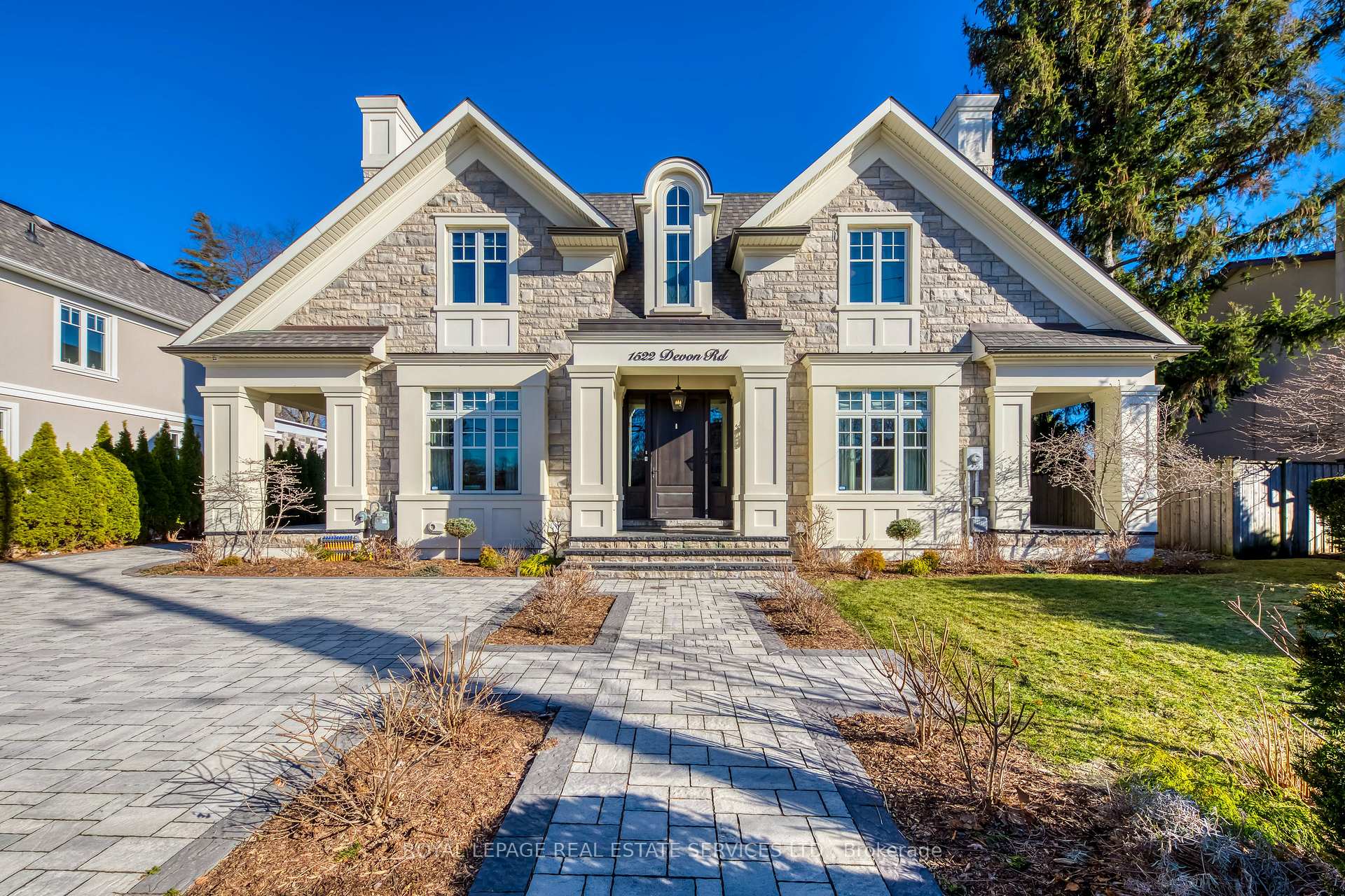 1522 Devon Road, Oakville, ON L6J 2M5