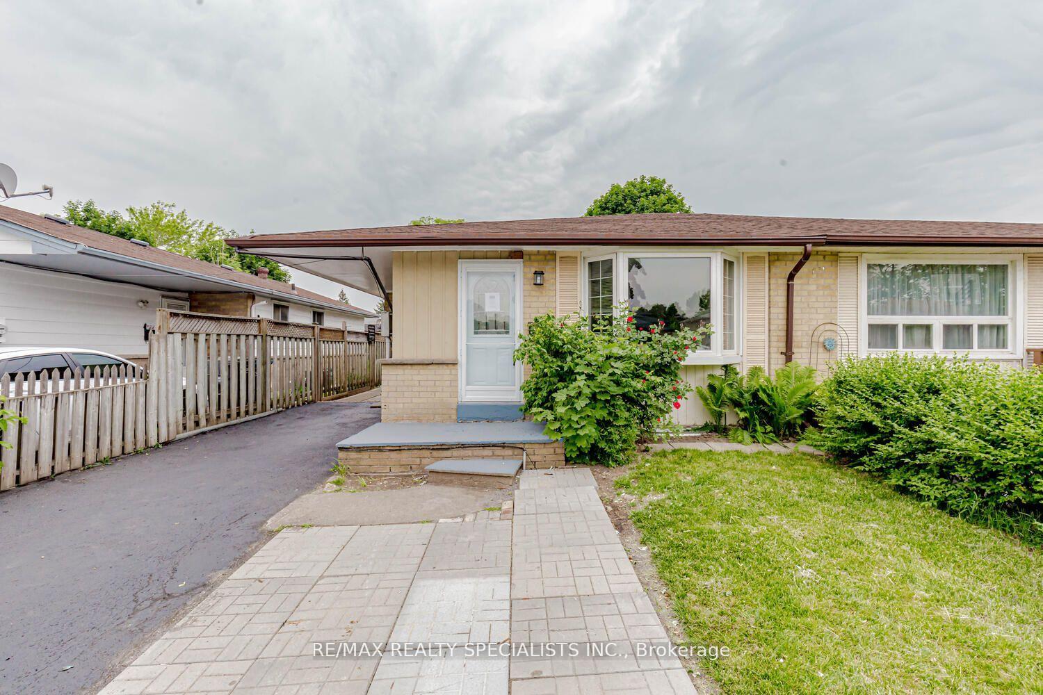 39 Seaborn Road, Brampton, ON L6V 2B8