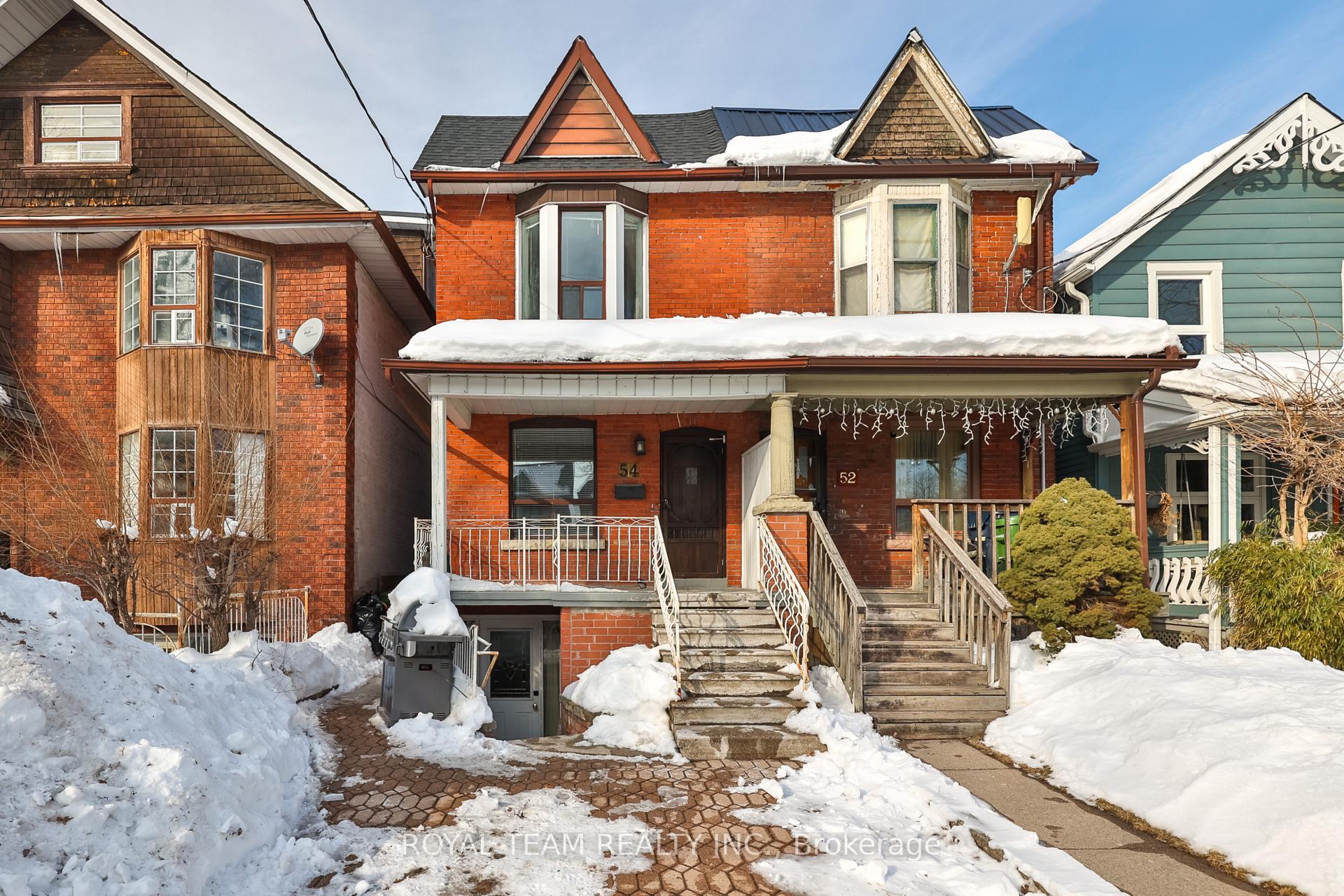 54 Maher Avenue, Toronto, ON M6P 1G6