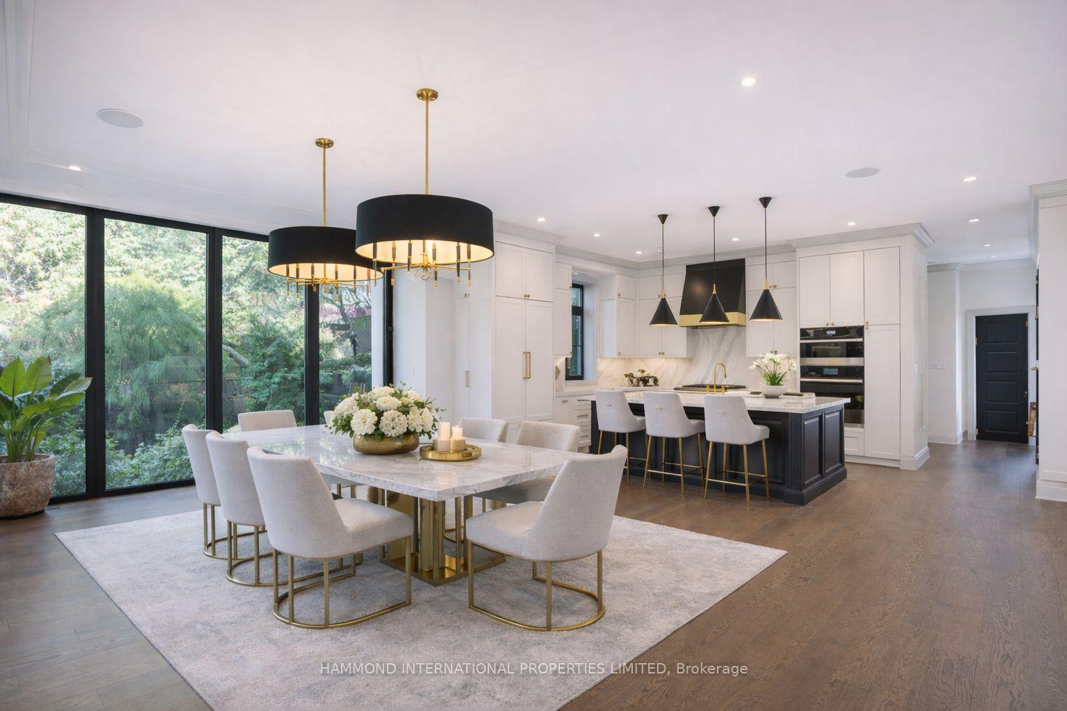 4 Braywin Drive, Toronto, ON M9P 2P1