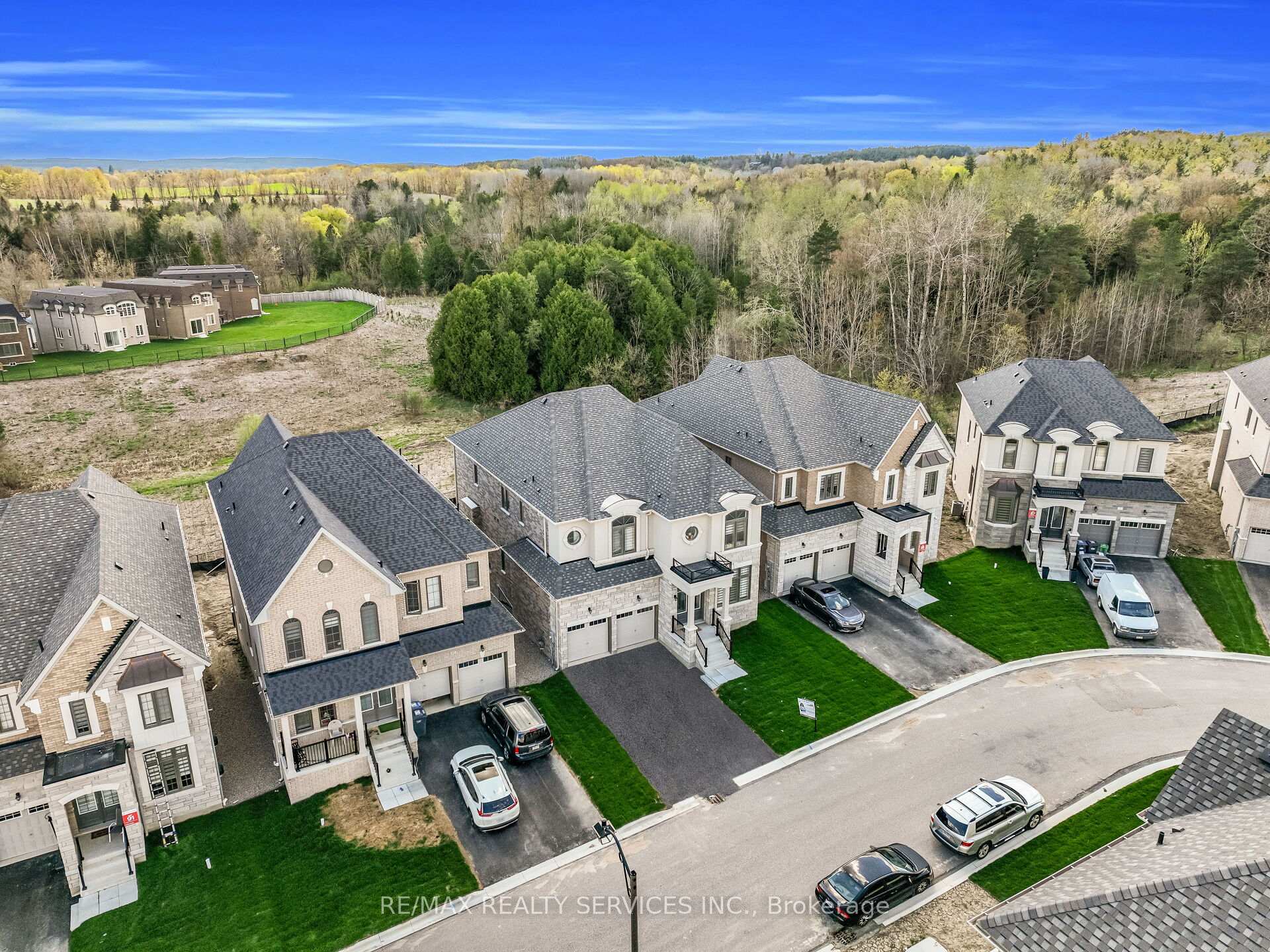 67 James Walker Avenue, Caledon, ON L7C 4M8