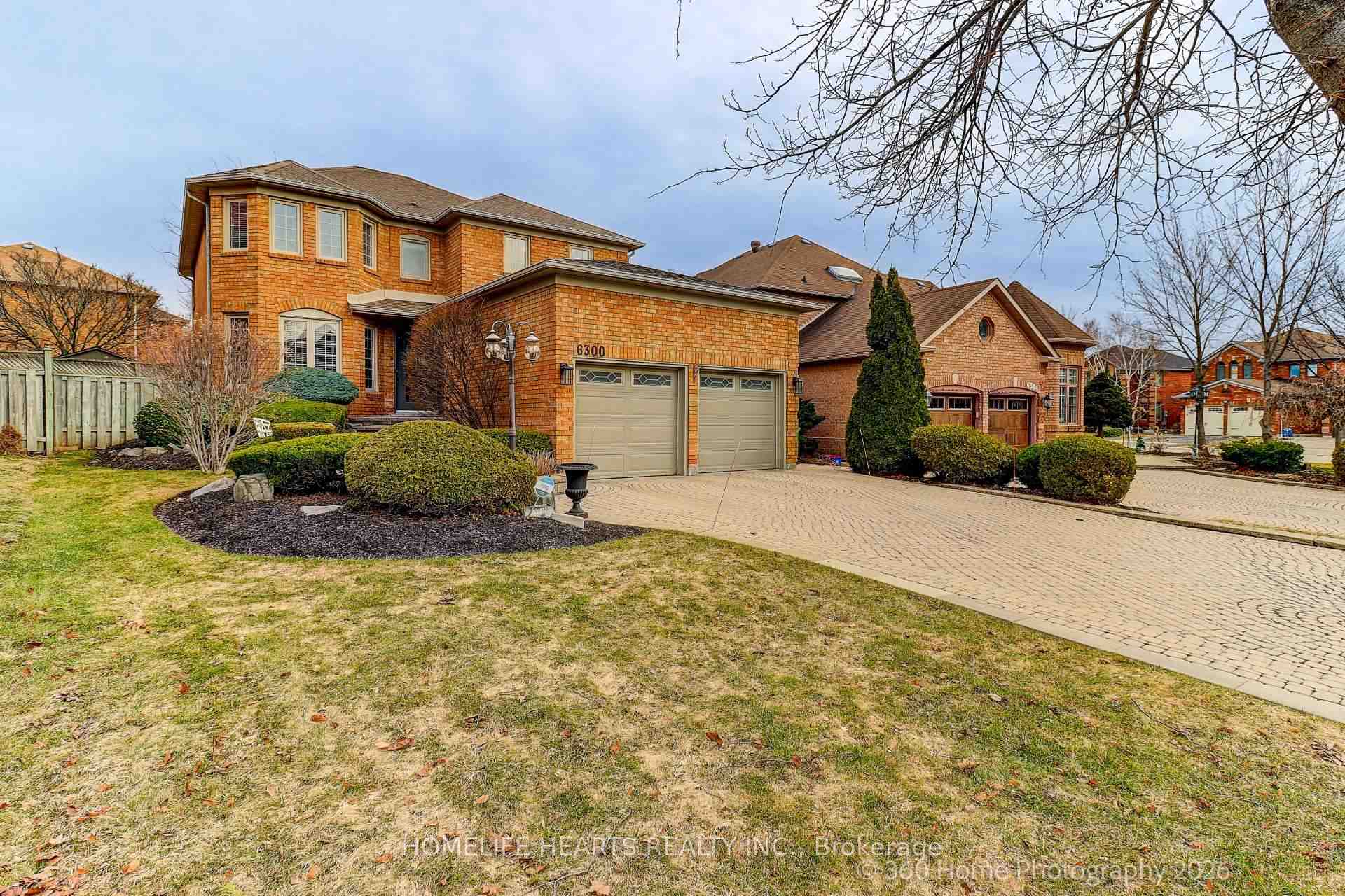6300 McCracken Drive, Mississauga, ON L5V 1X8