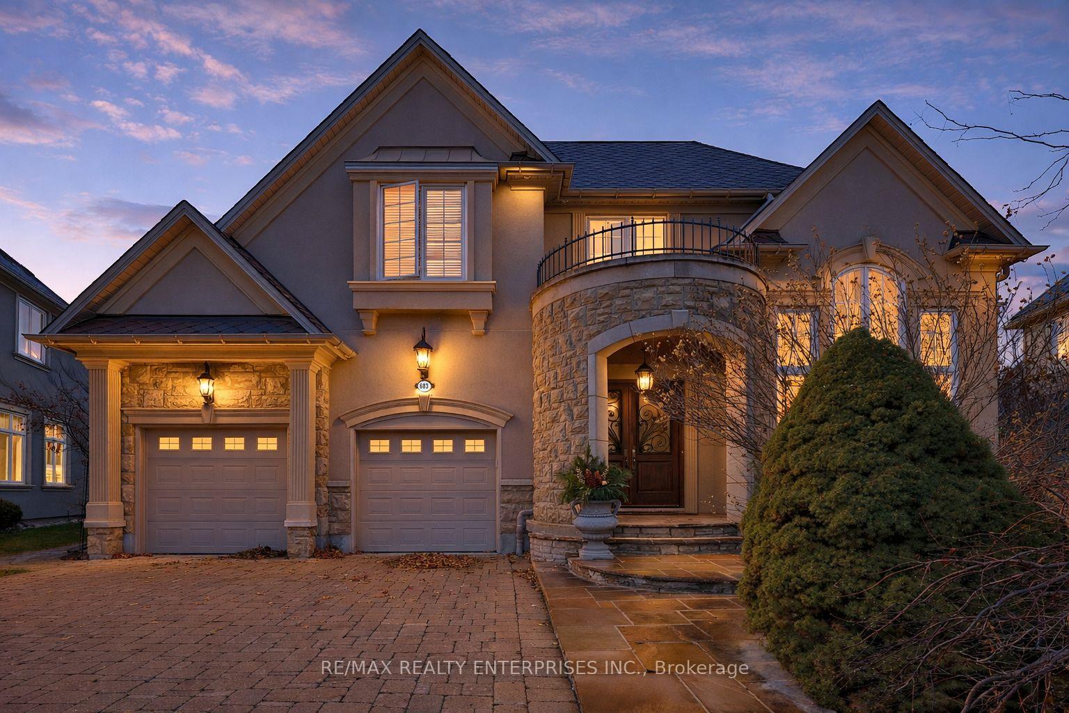683 Canyon Street, Mississauga, ON L5H 4L9
