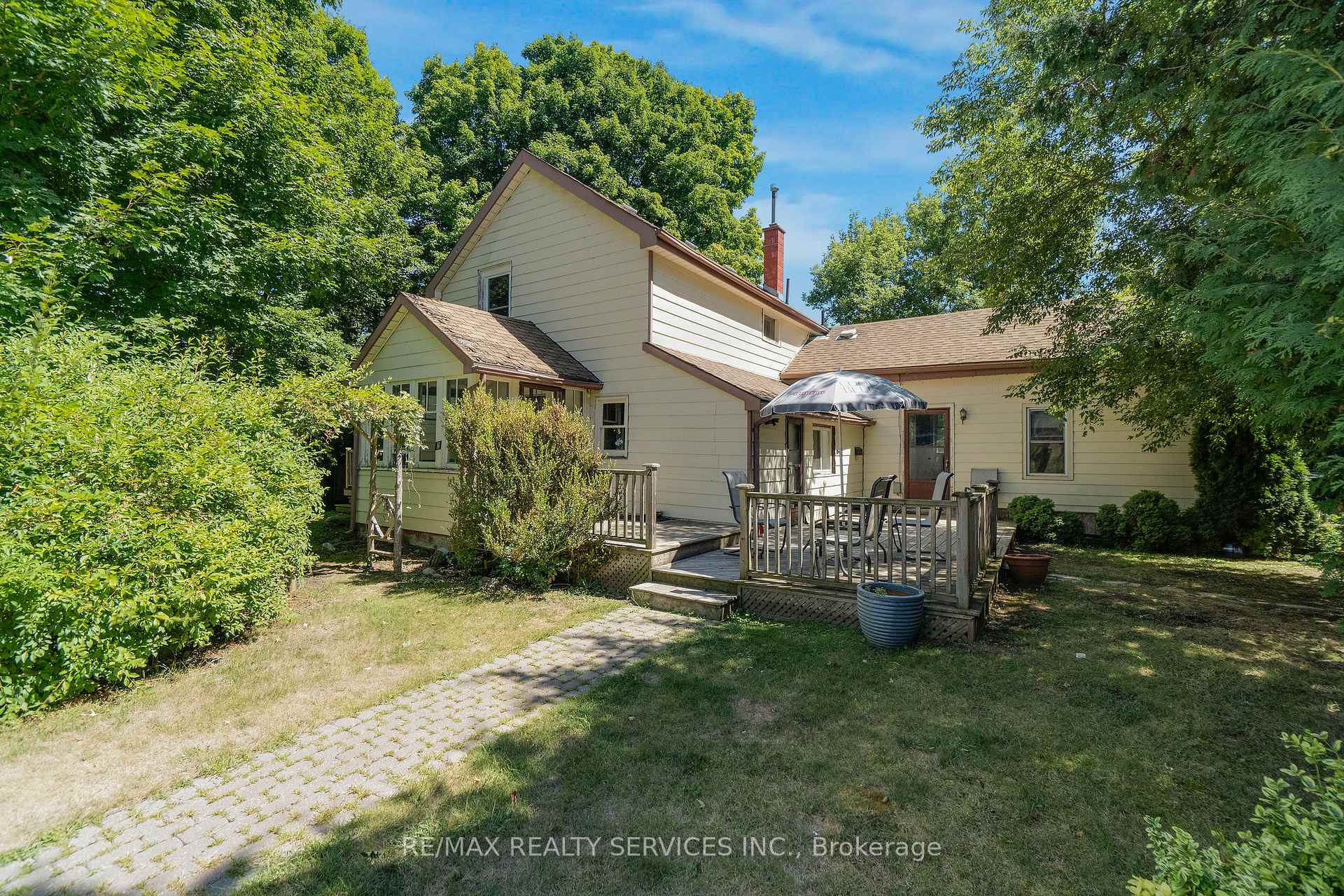 2 Parsons Avenue, Caledon, ON L7C 1G1