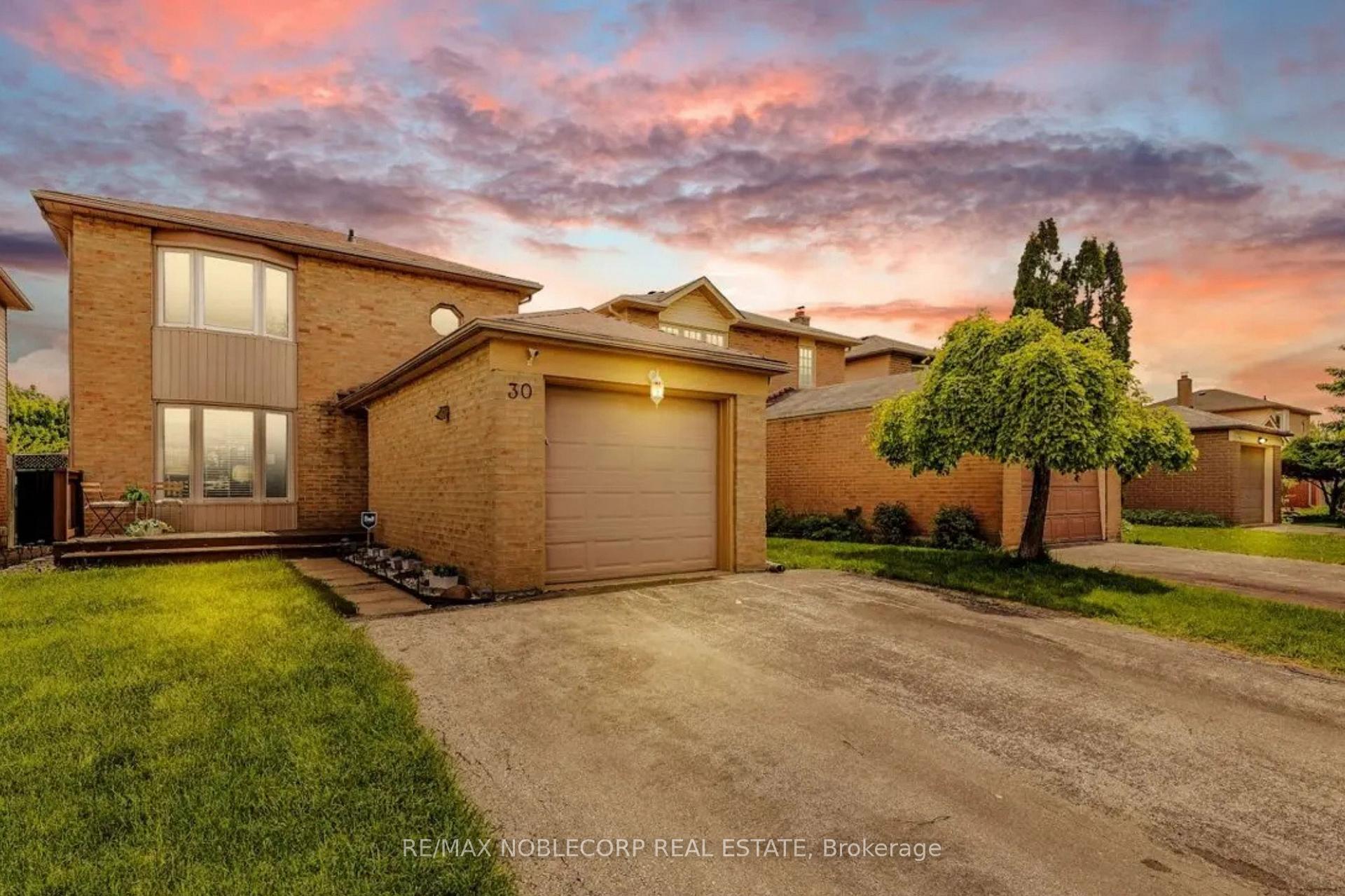 30 Mayberry Court, Brampton, ON L6S 5B2
