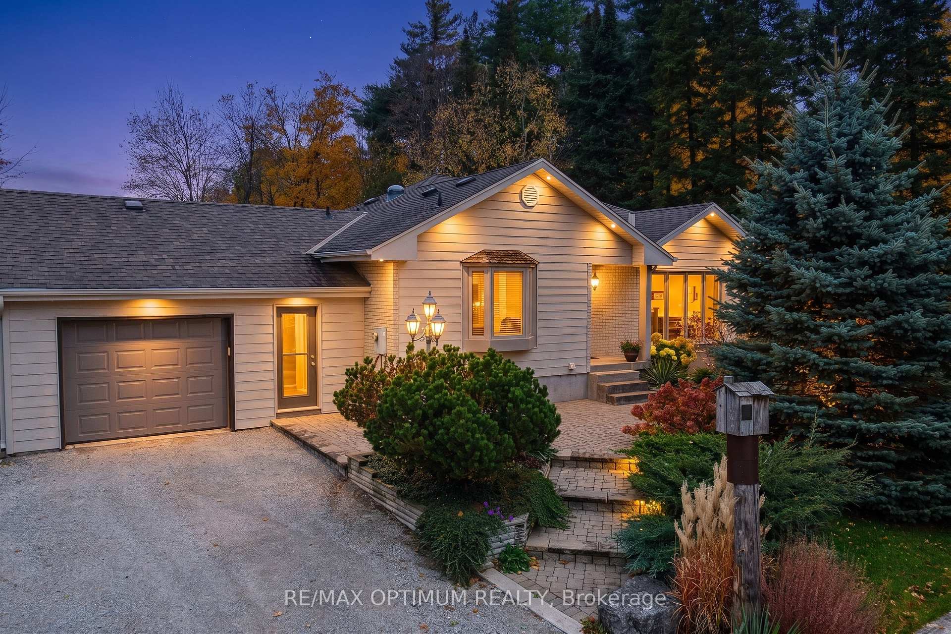 9249 Sixth Line, Halton Hills, ON L7G 4S6