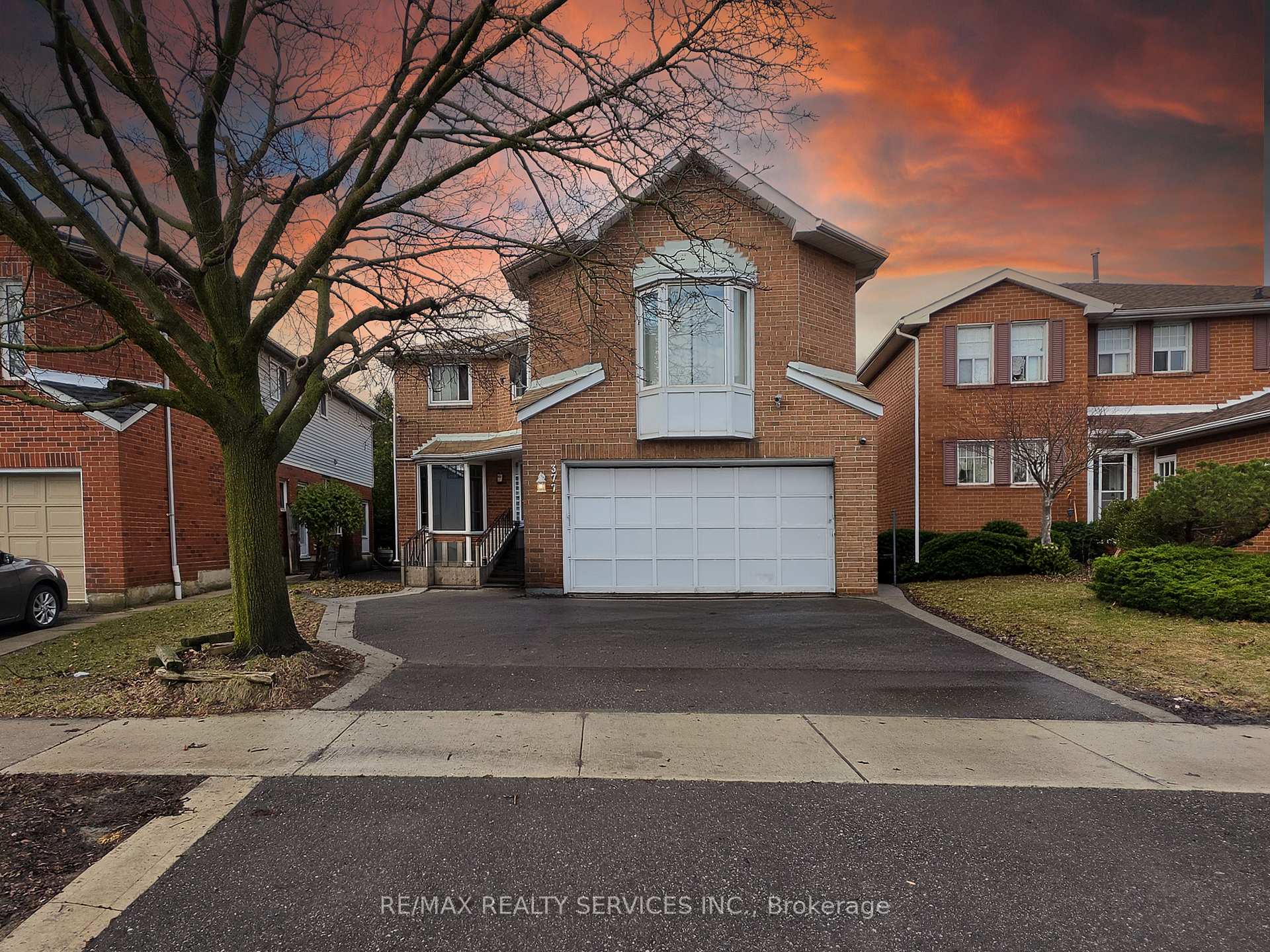 377 Mill Street S, Brampton, ON L6Y 3H6