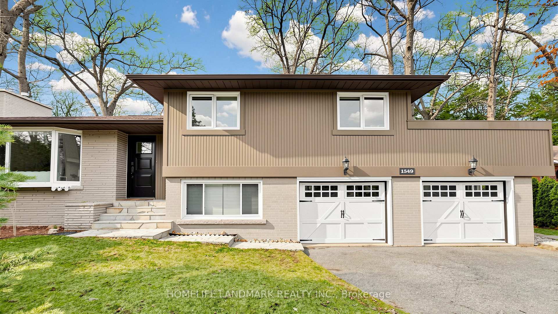 1549 Elite Road, Mississauga, ON L5J 3B3