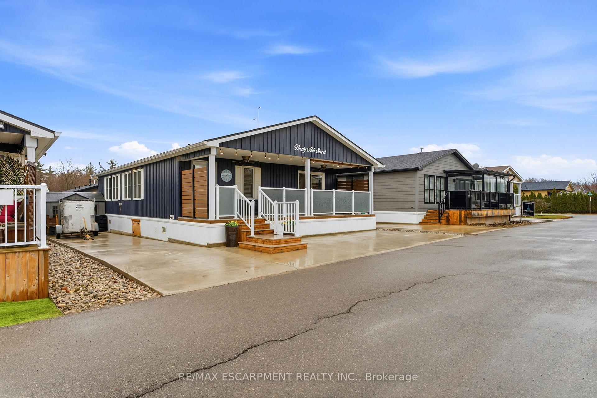 4449 Milburough Line 30 Ash Street, Burlington, ON L7P 0C5