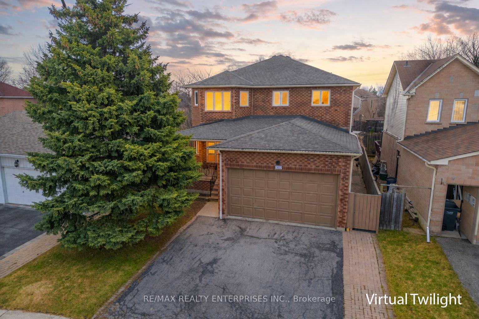 3022 Dalehurst Drive, Mississauga, ON L5N 6M8