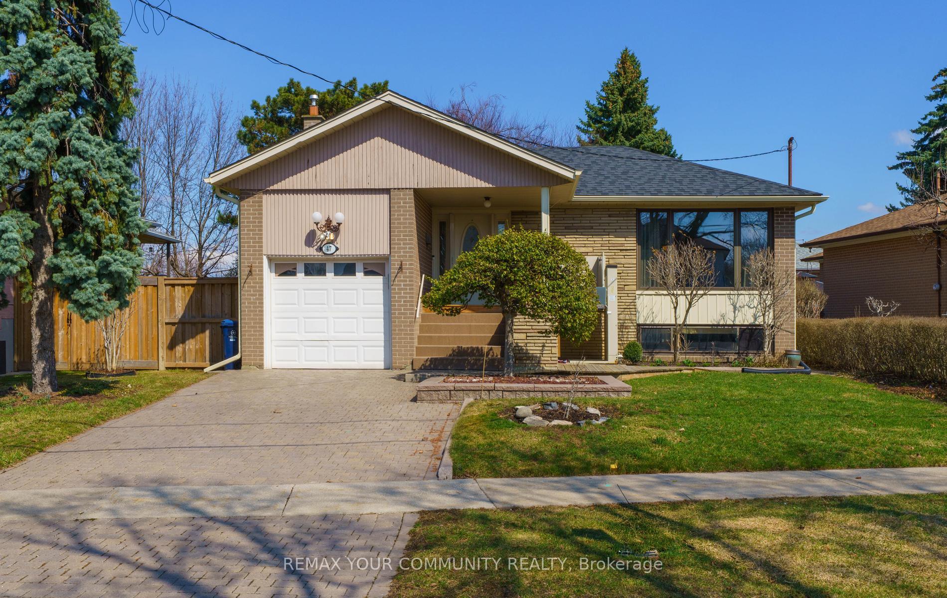 47 Ollerton Road, Toronto W05, ON M3J 1Y2