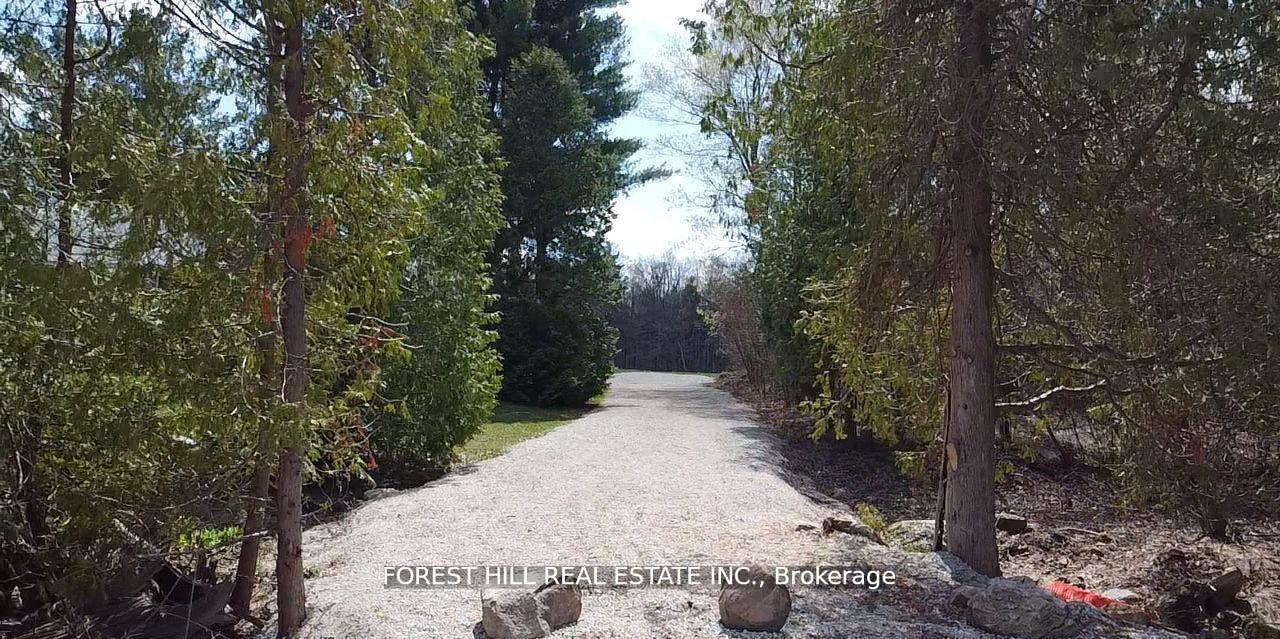 7406 17 Side Road, Halton Hills, ON L7J 2M1