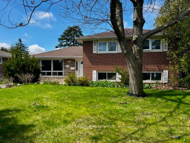 2075 Seabrook Drive, Oakville, ON L6L 2T8
