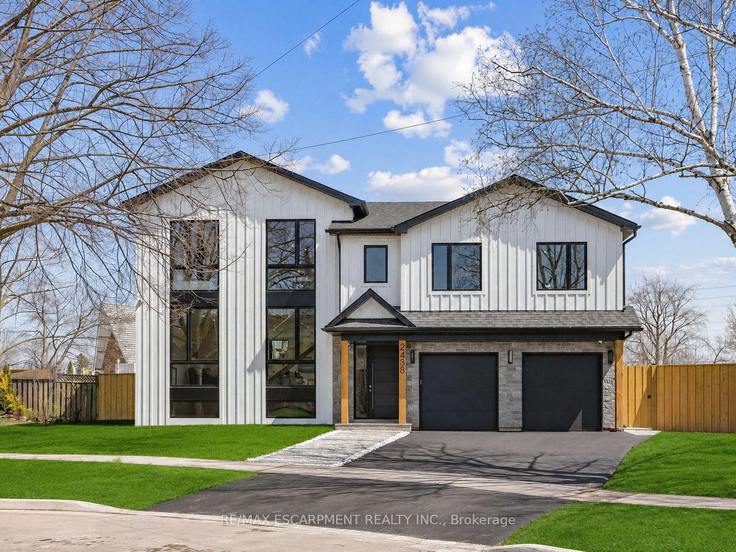 2488 Bridge Road, Oakville, ON L6L 2H2