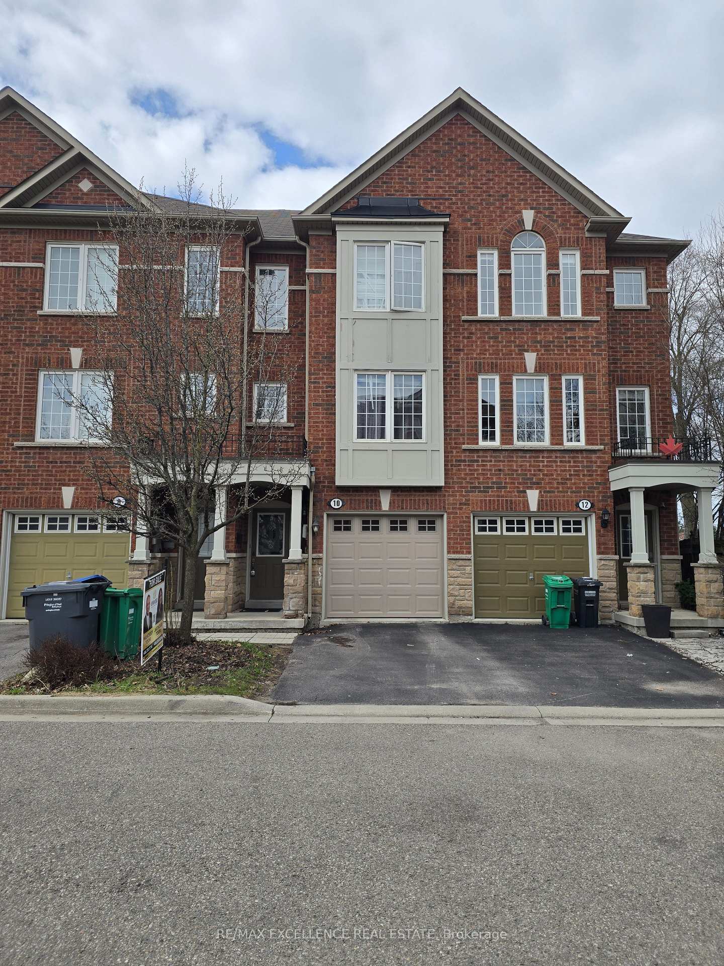 10 Sand Wedge Lane, Brampton, ON L6X 0H1
