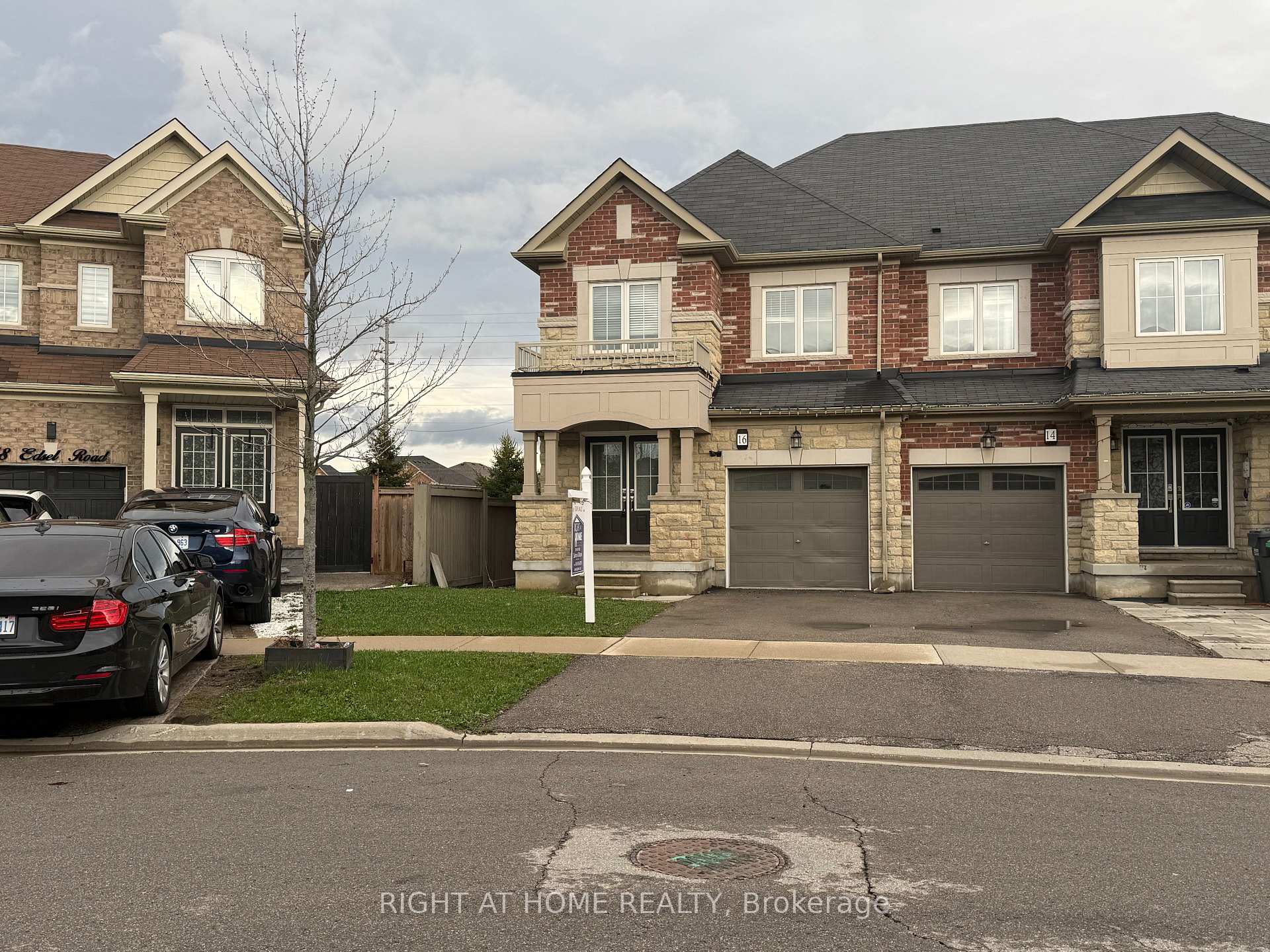 16 Edsel Road, Brampton, ON L7A 4K6