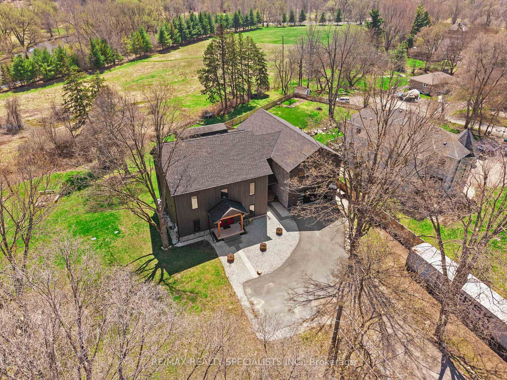 2977 Bovaird Drive W, Brampton, ON L6X 0G4