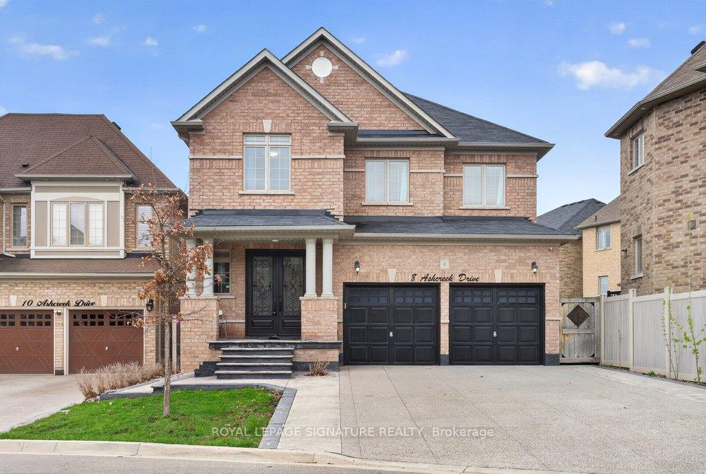 8 Ashcreek Drive, Brampton, ON L6Y 0G8