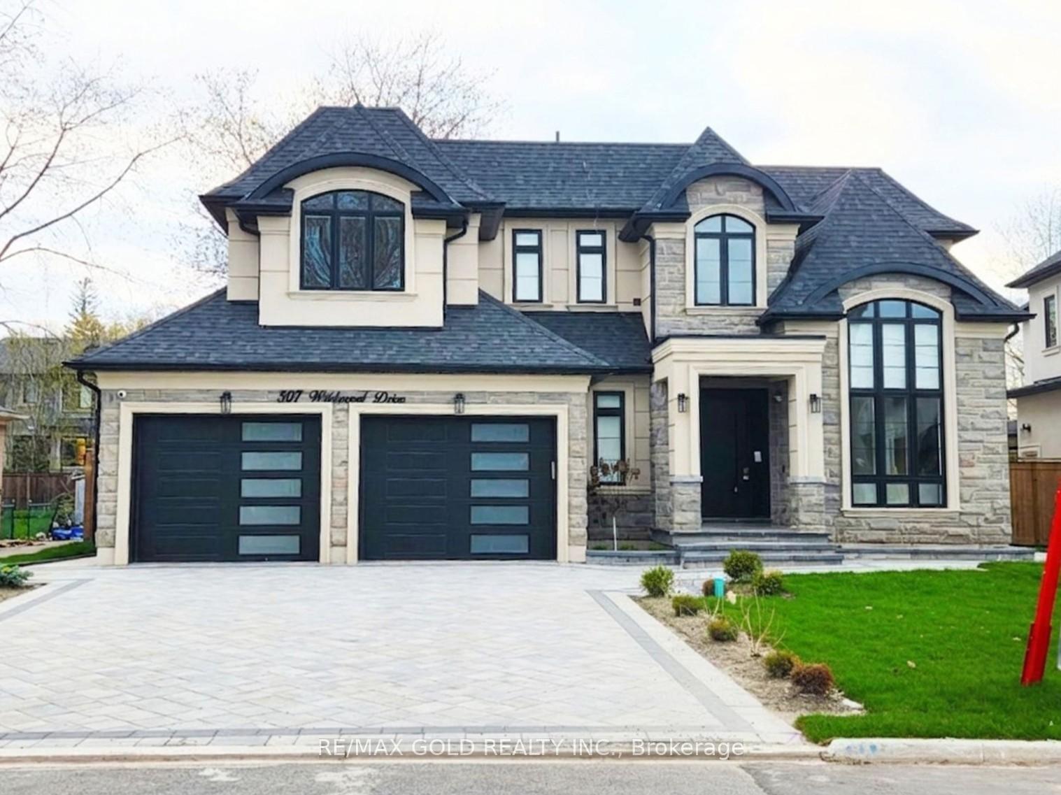 507 Wildwood Drive, Oakville, ON L6K 1V1