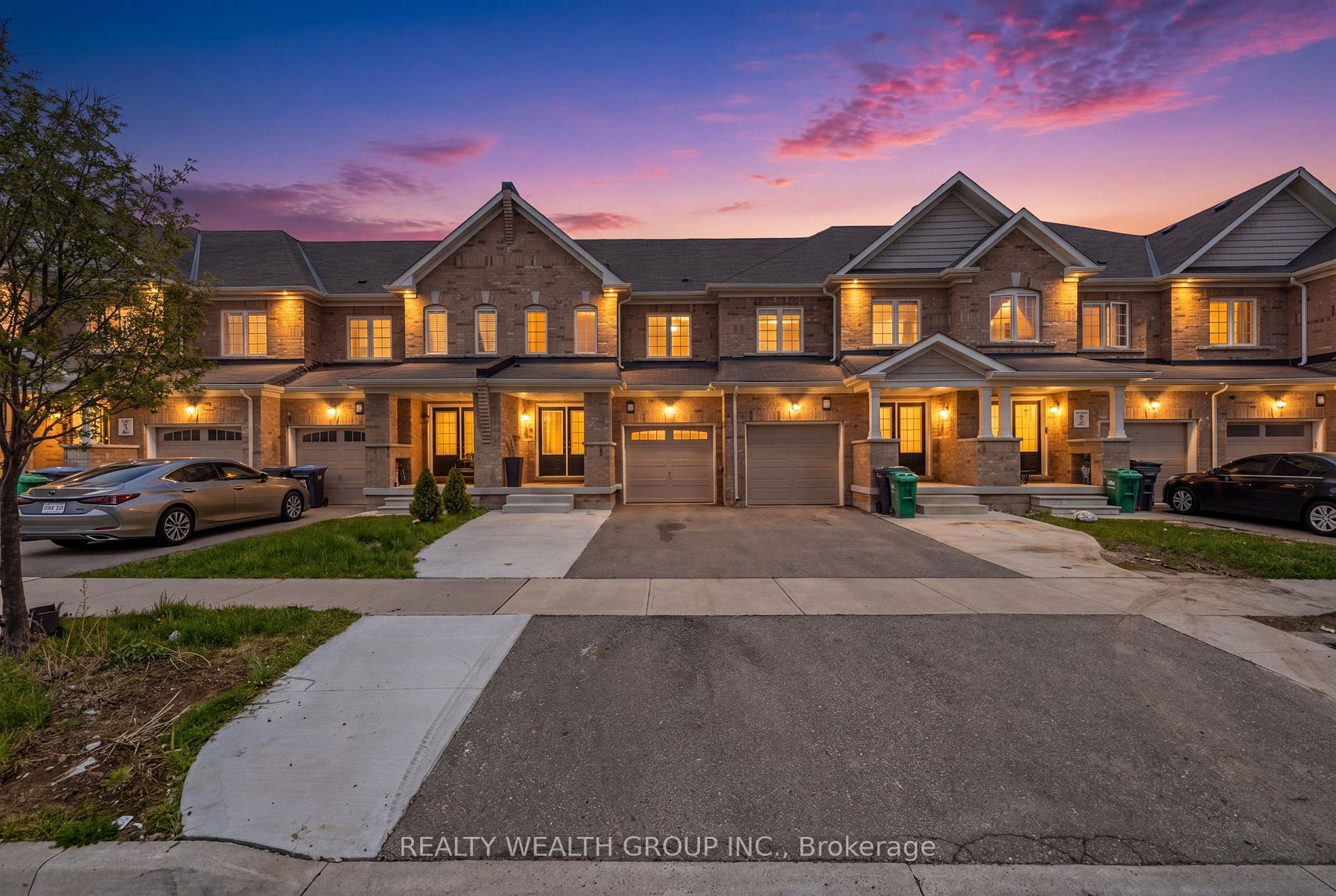 112 Golden Springs Drive, Brampton, ON L7A 4N7