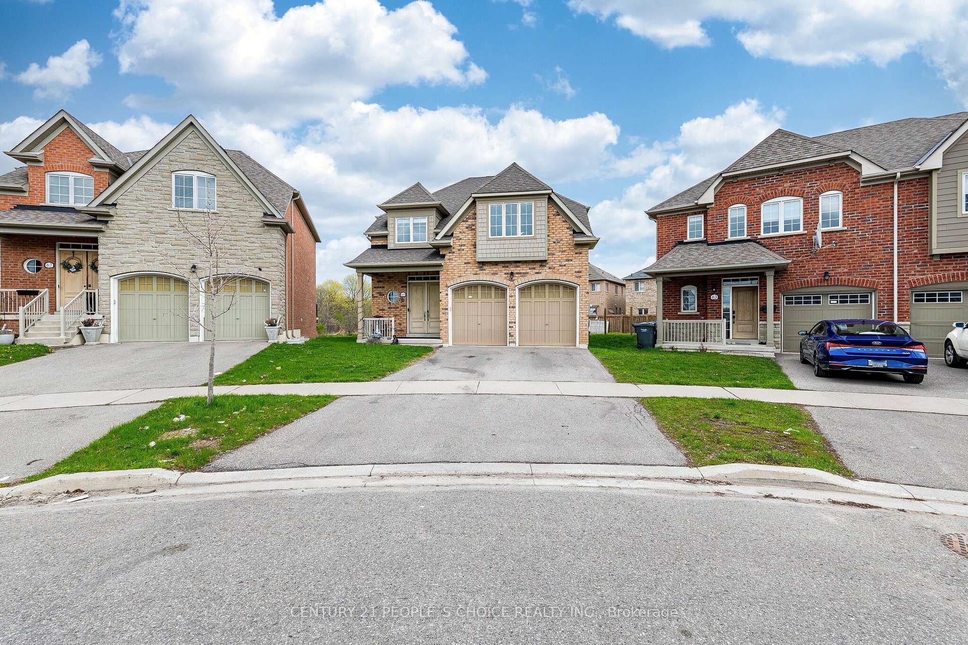 65 Honeyview Trail, Brampton, ON L6P 4A4