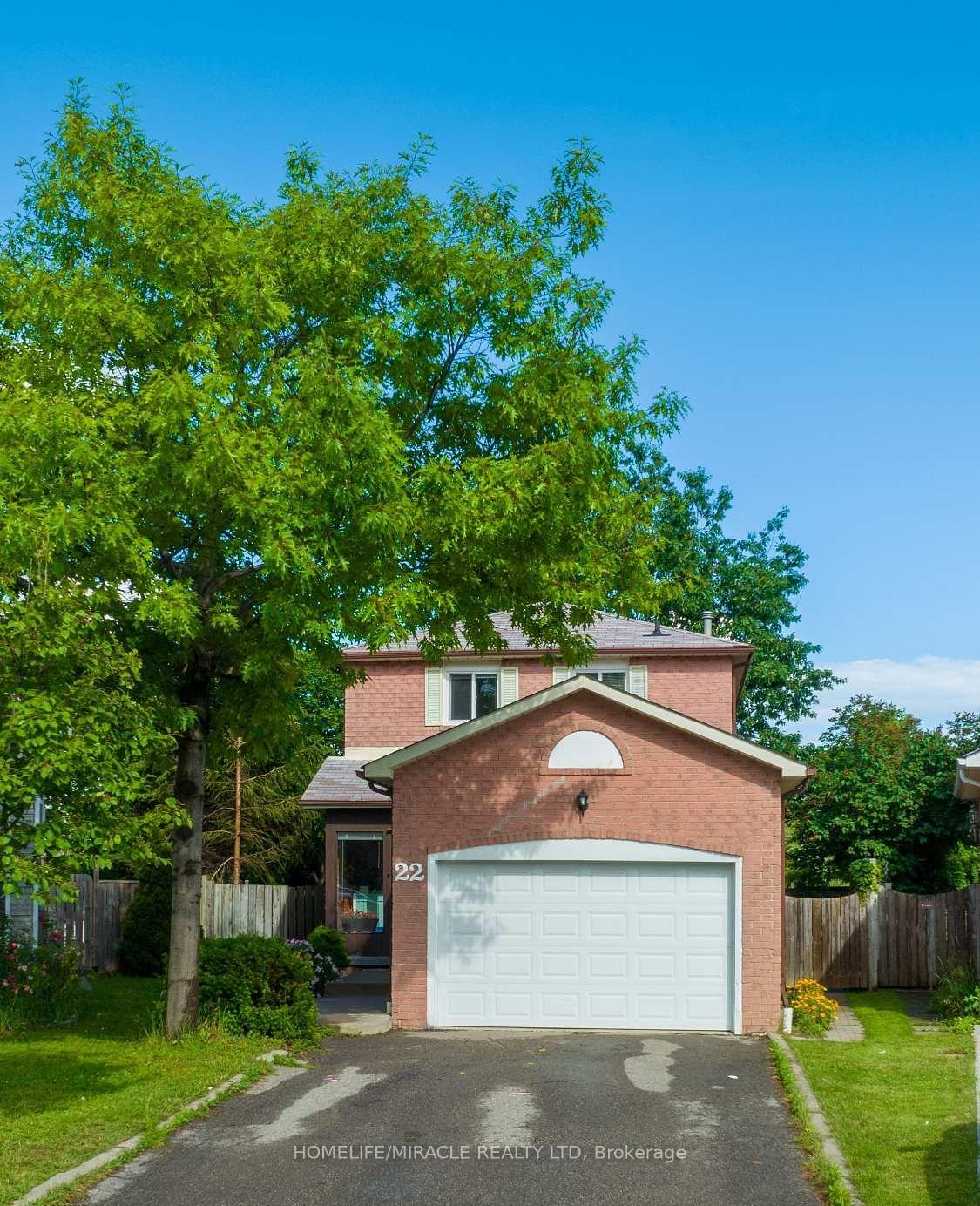 22 Kesteven Crescent, Brampton, ON L6W 4E1
