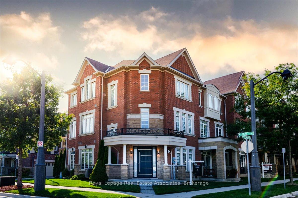 3040 Eberly Woods Drive, Oakville, ON L6M 0T5