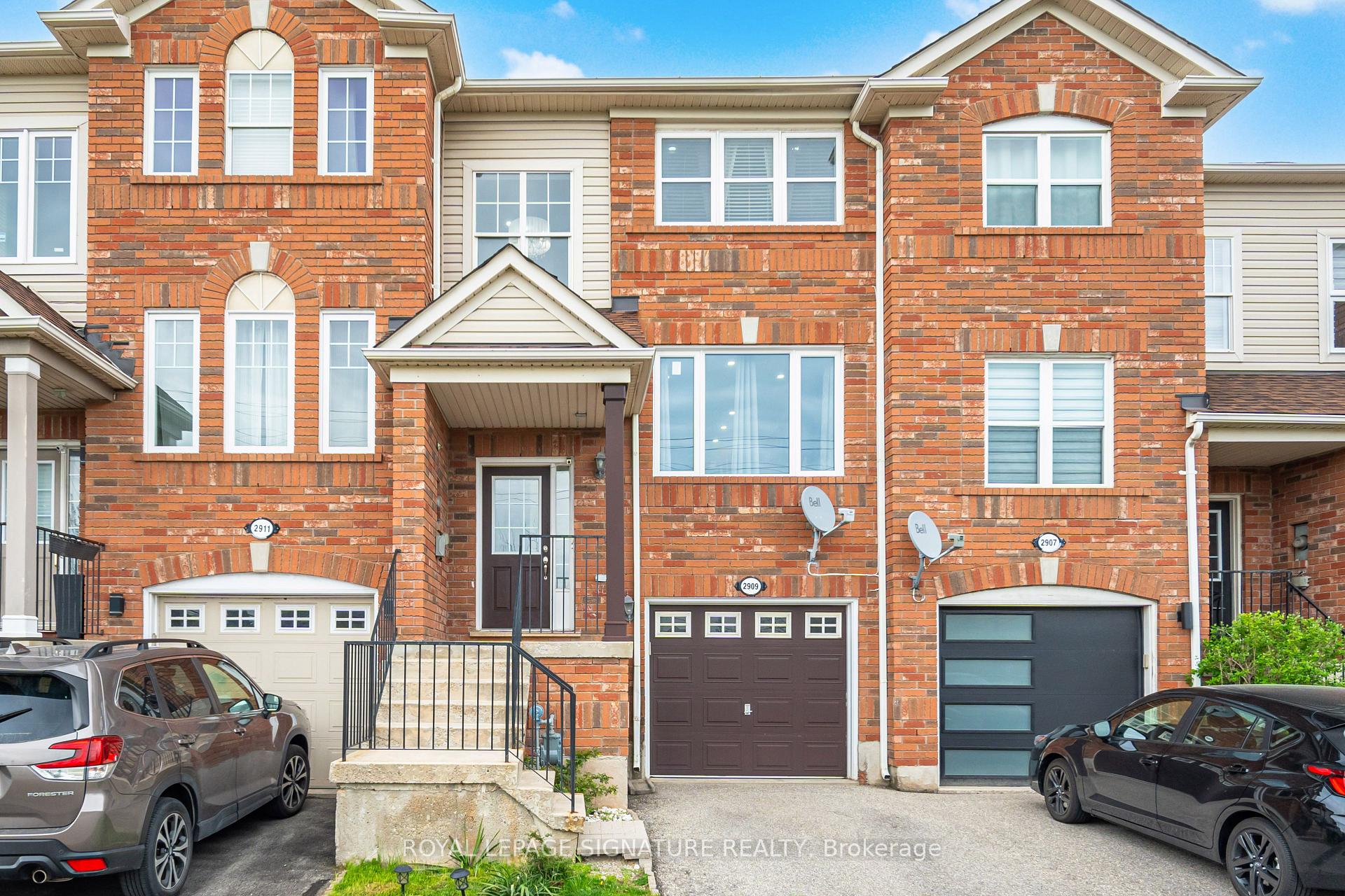 2909 Garnethill Way, Oakville, ON L6M 5E9
