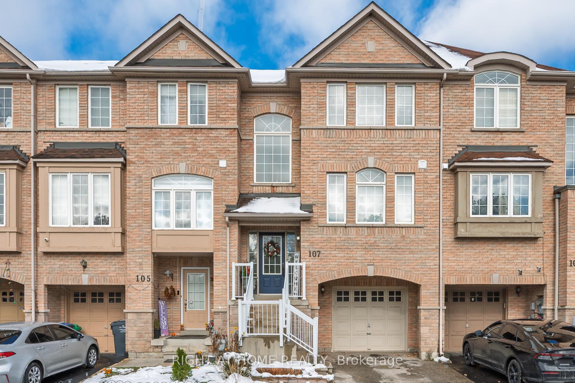 107 Bernard Avenue, Brampton, ON L6Y 5S9