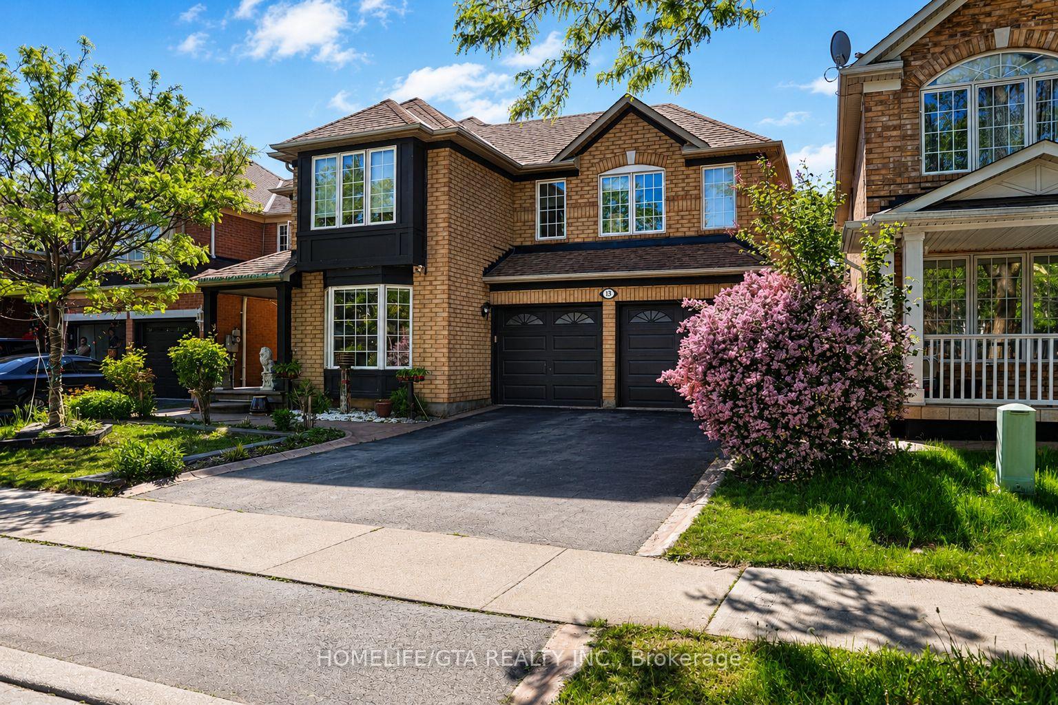 13 Sparta Drive, Brampton, ON L6P 1H6
