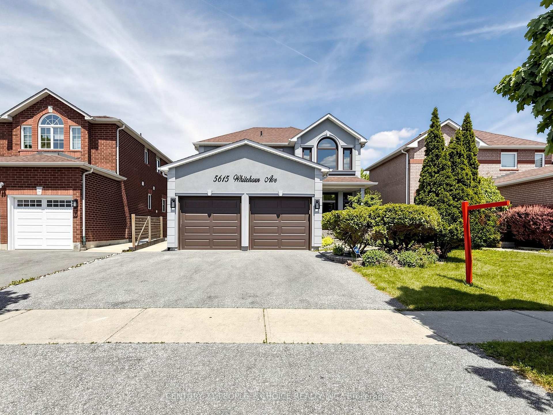 5615 Whitehorn Avenue, Mississauga, ON L5V 2B1