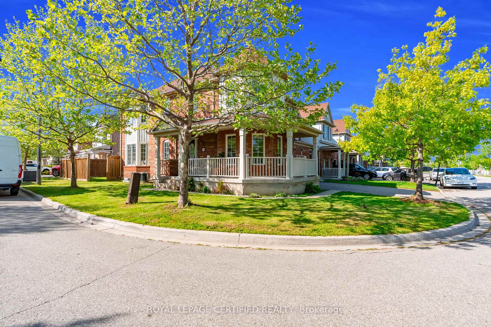 475 Cavanagh Lane, Milton, ON L9T 8G3