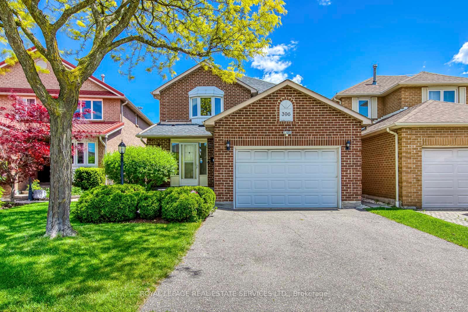 396 Laurentian Avenue, Mississauga, ON L4Z 2J3