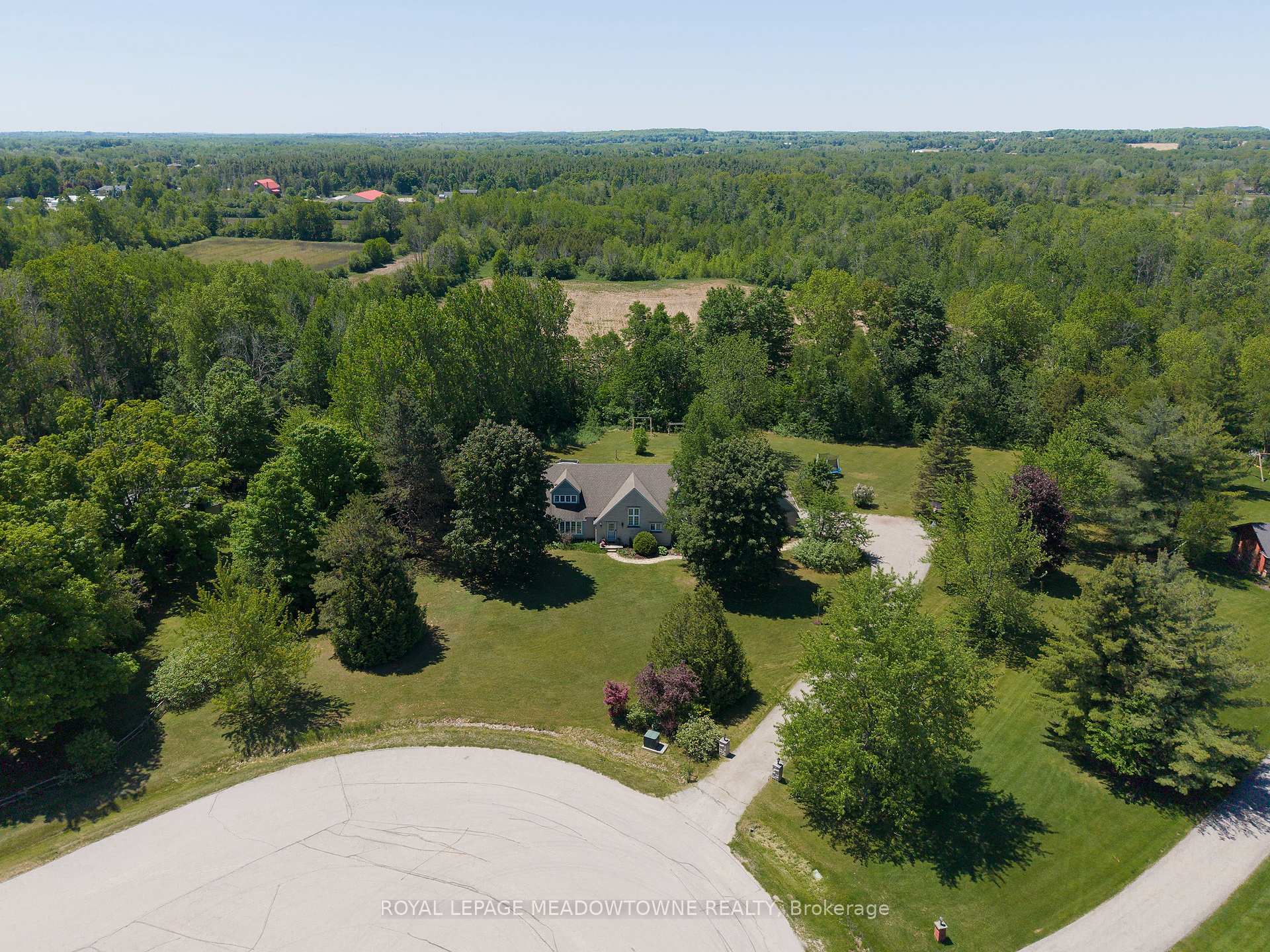 11276 Amos Drive, Milton, ON L0P 1B0
