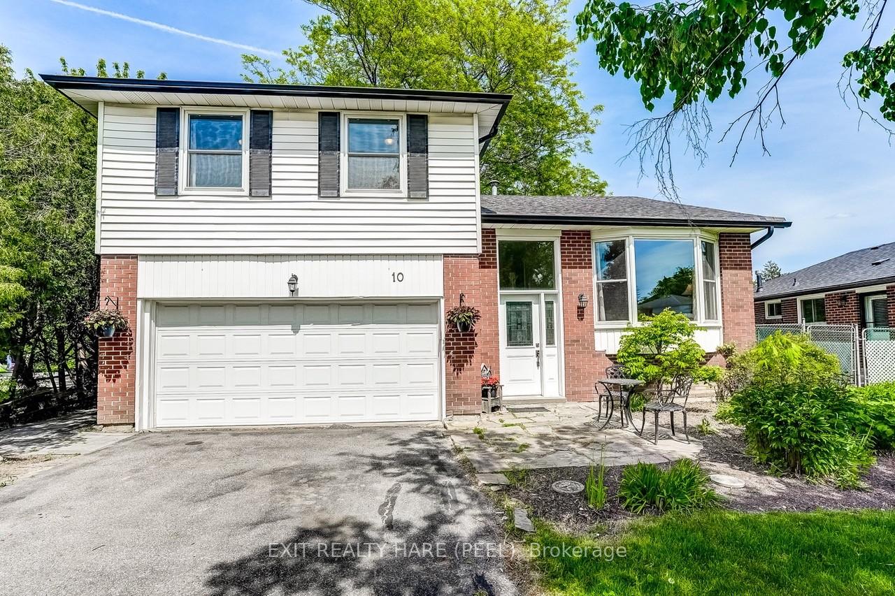 10 Duncannon Crescent, Brampton, ON L6T 3G1