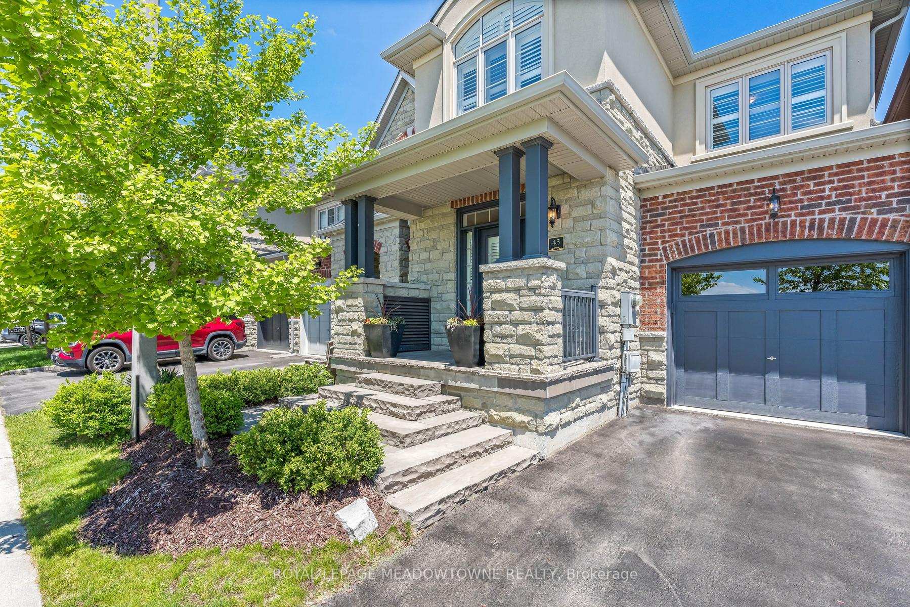 45 Rain Forest Lane, Halton Hills, ON L7G 0L8