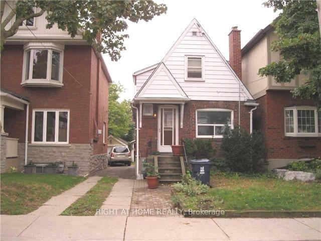 37 Deforest Road, Toronto, ON M6S 1J1