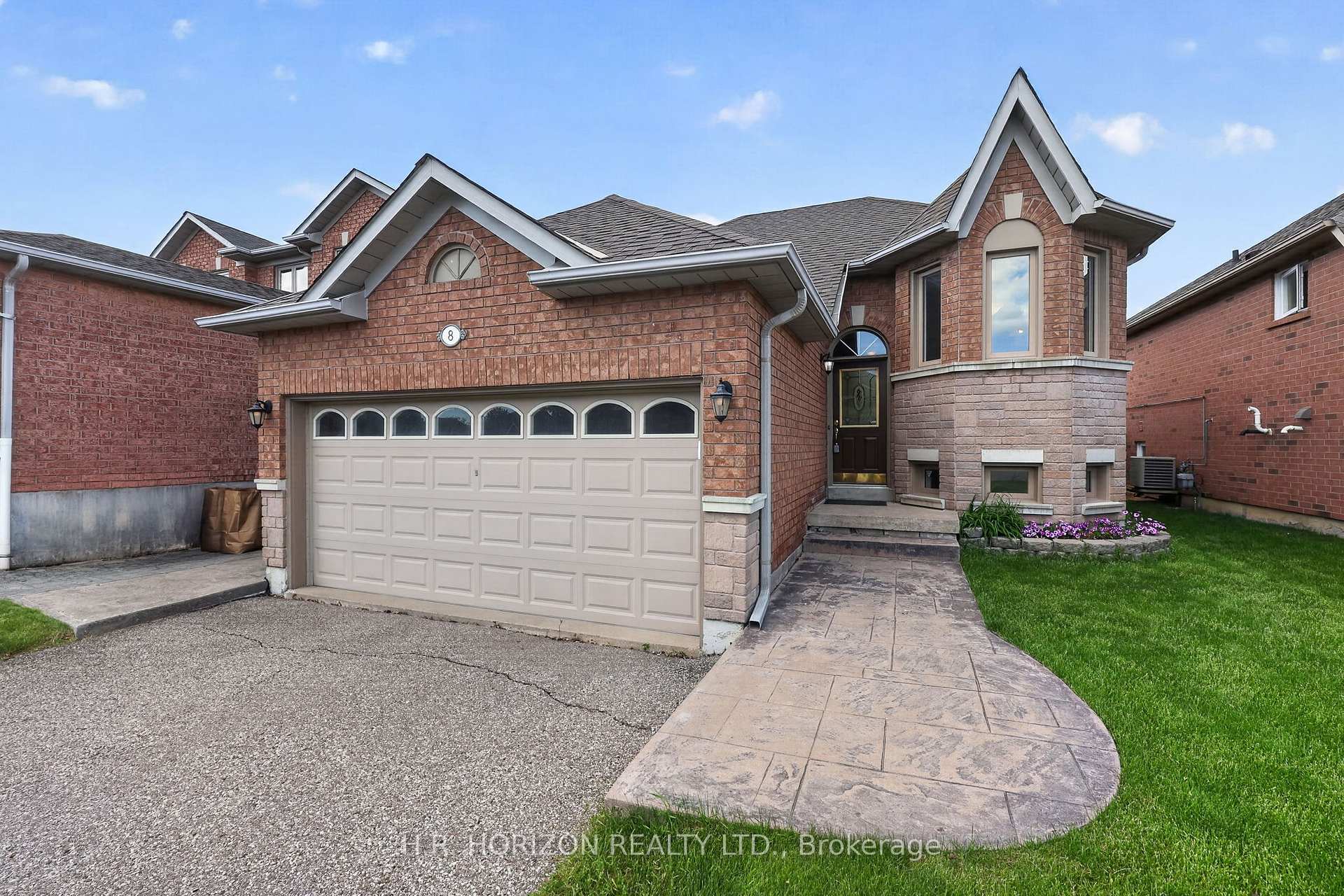 8 Schaefer Place, Caledon, ON L7E 5Y1