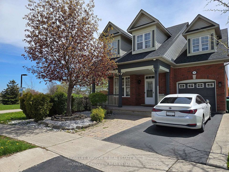 40 Vista Green Crescent, Brampton, ON L7A 2S3