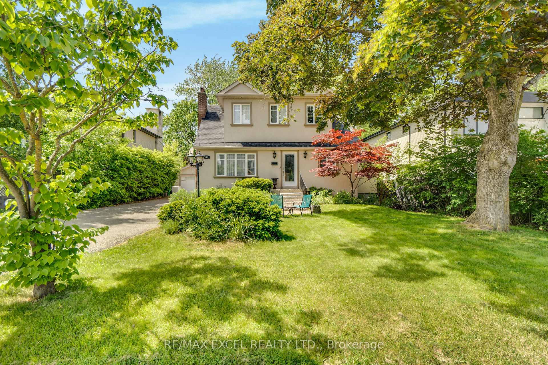 381 Niar Avenue, Mississauga, ON L5G 1W2