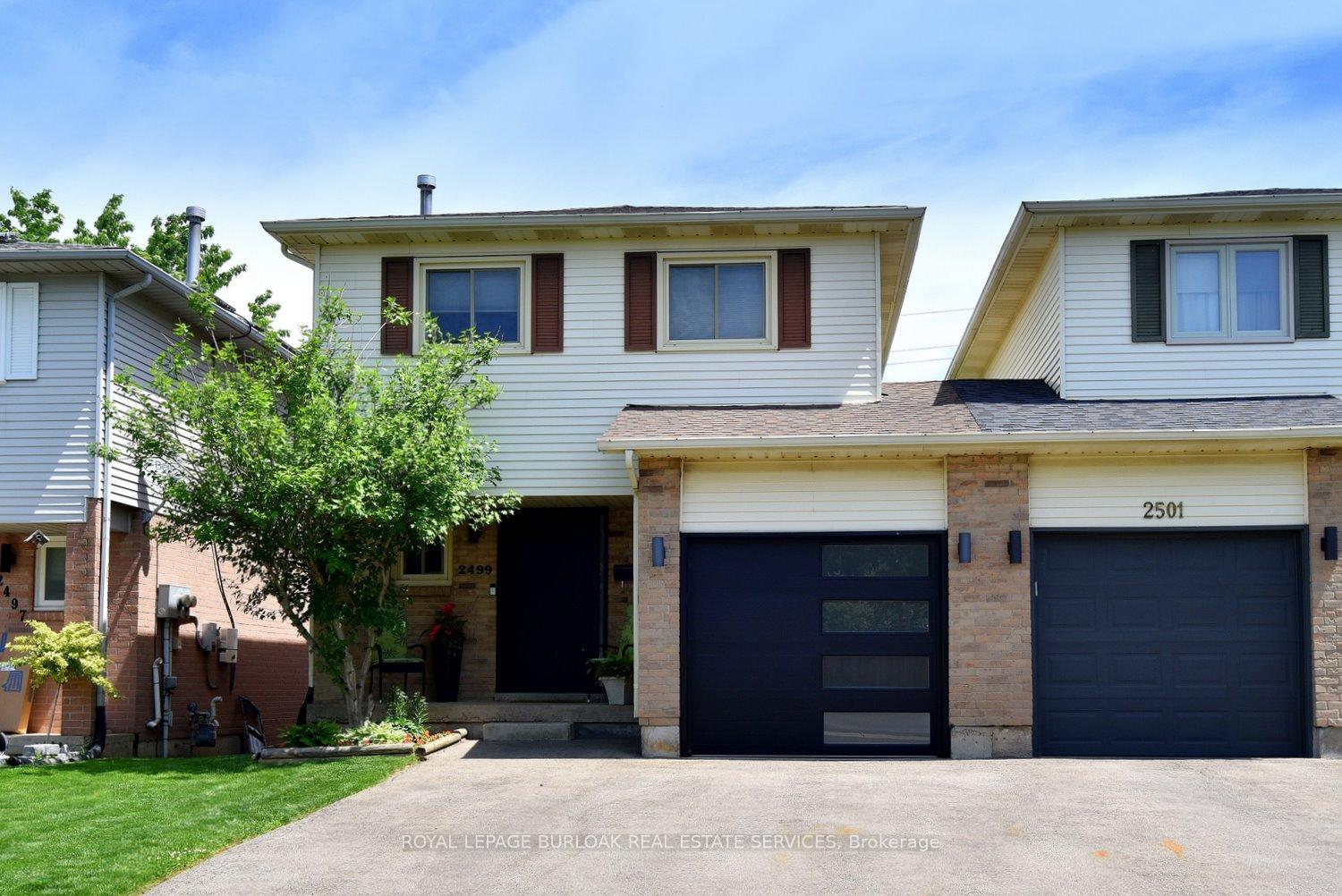2499 Whittaker Drive, Burlington, ON L7P 4P9