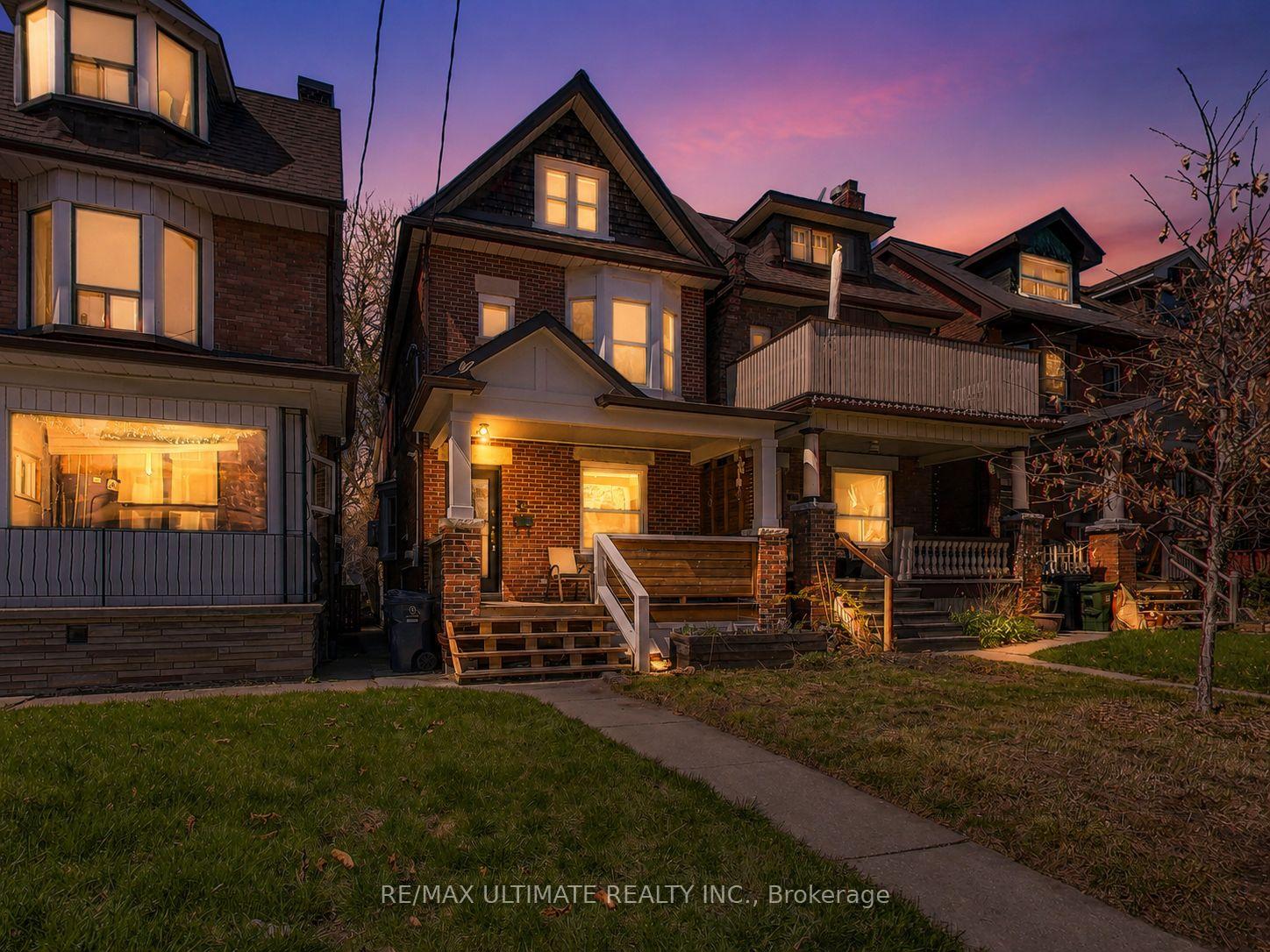 24 Pauline Avenue, Toronto, ON M6H 3M8