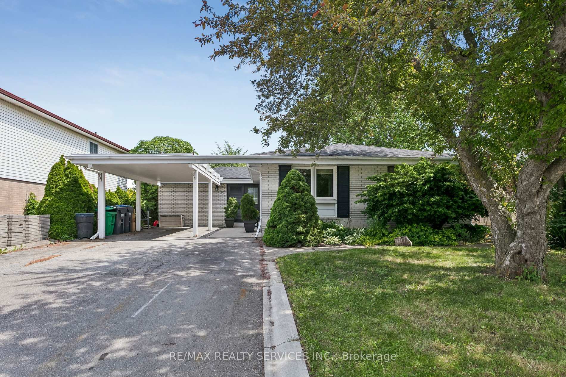 26 Watson Crescent, Brampton, ON L6W 1E7