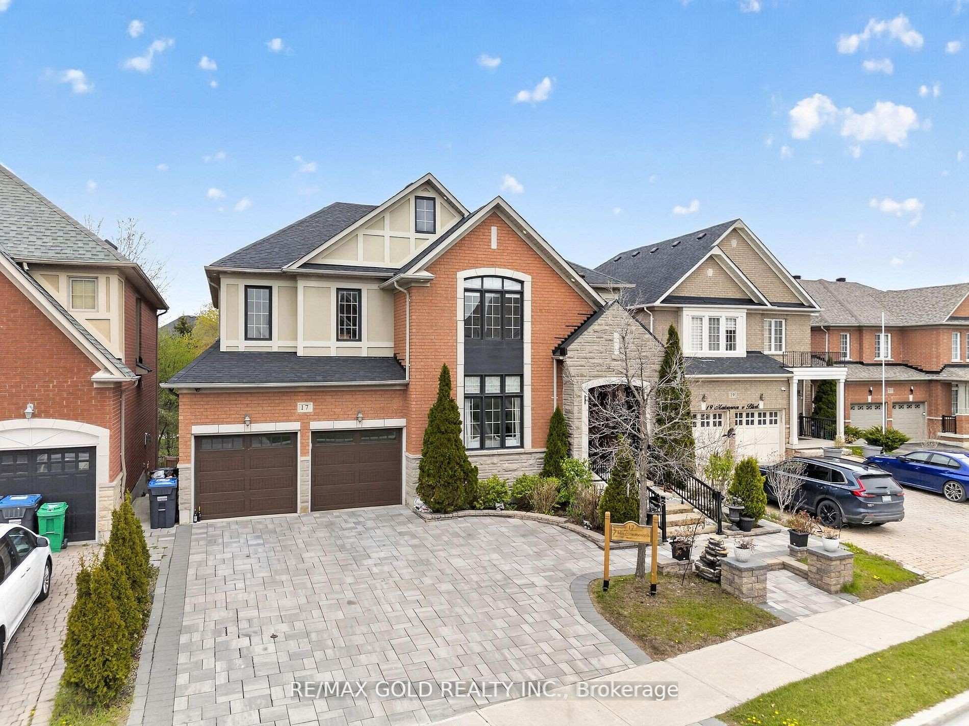 17 Maisonneuve Boulevard, Brampton, ON L6P 1W8