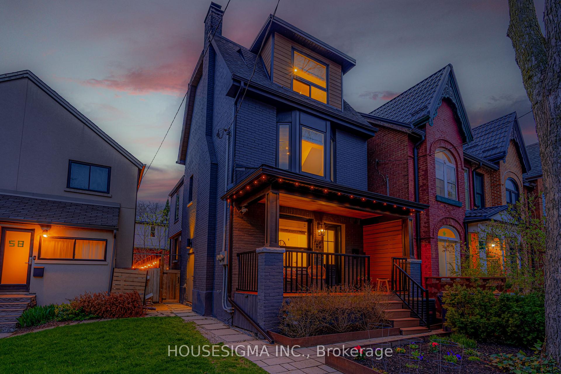 60 Fuller Avenue, Toronto W01, ON M6R 2C3